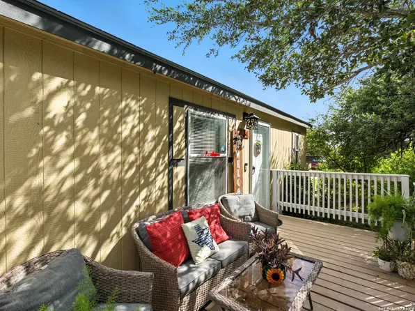 124 Viridian View, Pleasanton, TX 78064