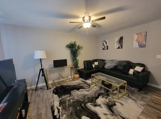 3838 N Pierce Ave, Springfield, MO 65803