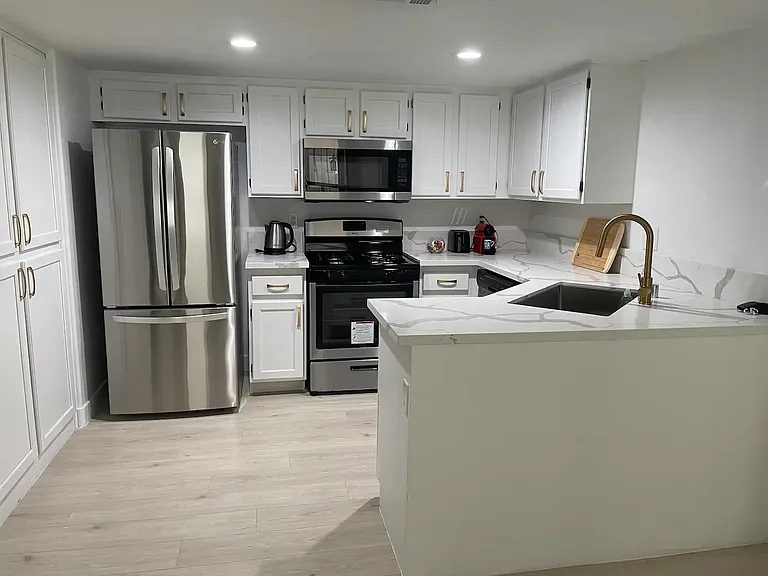 3004 Ocean View Dr — Photo 19