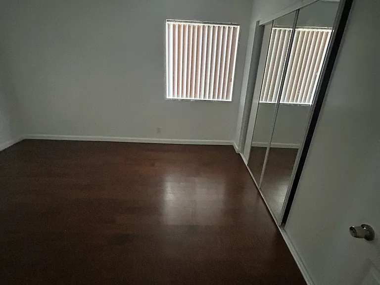 6108 Hazelhurst Pl — Photo 7