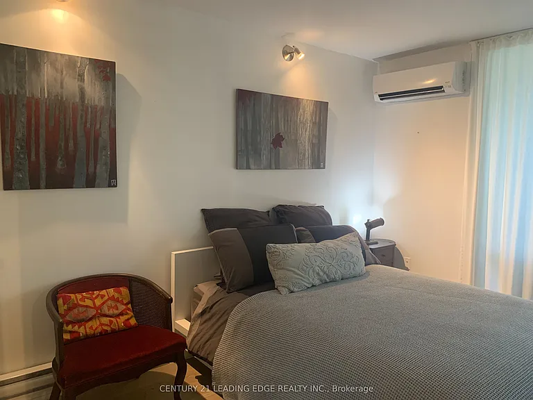 40 Homewood Ave #208 — Photo 10