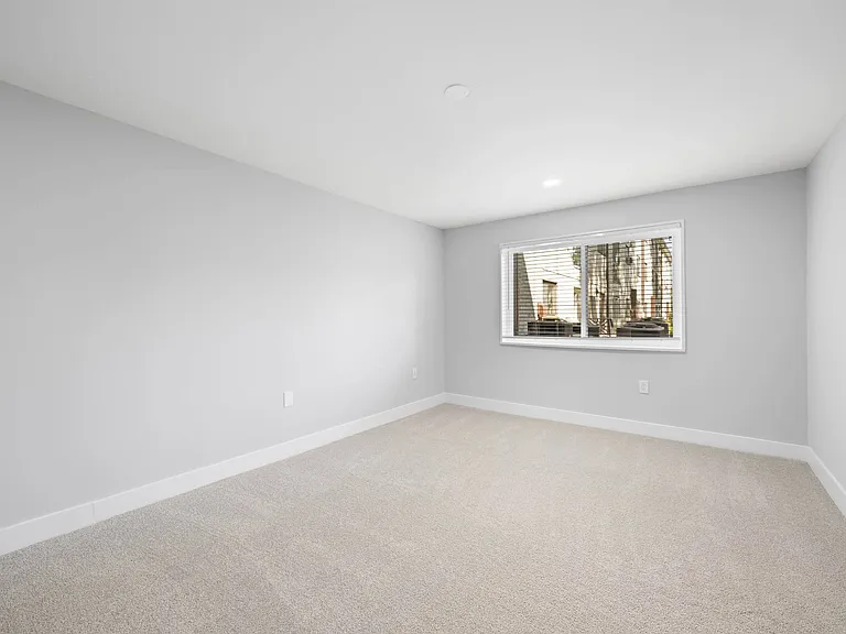 Rose Hill Apartments — Photo 47