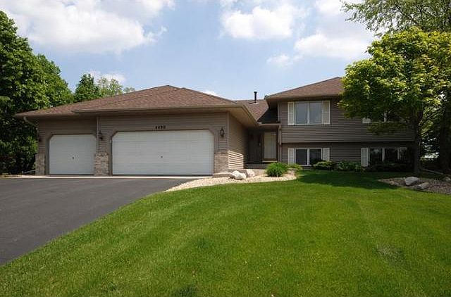 1st image of 4490 Deerwood Ln N