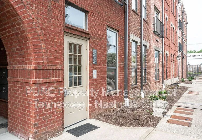 760 Wedgewood Park #305 — Photo 24