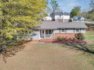 303 Corkwood Dr, Simpsonville, SC 29680