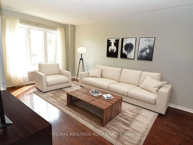 129 Trailhead Ave — Photo 4