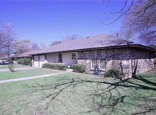 715 Del Mar Ln, Arlington, TX 76012