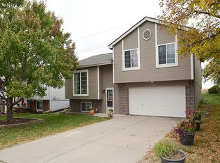 7658 Howell St, Omaha, NE 68122