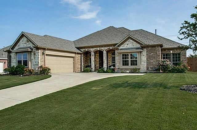 1st image of 2610 Winding Creek Dr