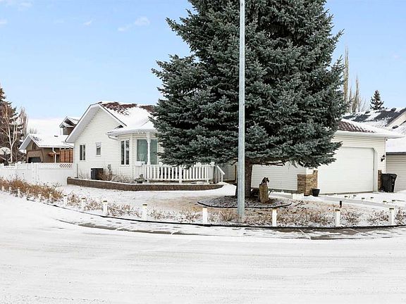 2nd image of 131 S Cambria Rd