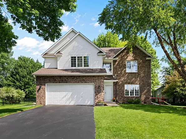 17432 Tessmer Ct, Eden Prairie, MN 55347