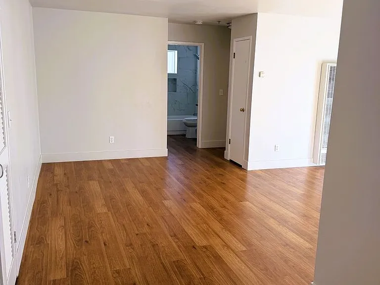 9700 Mountain Blvd — Photo 3