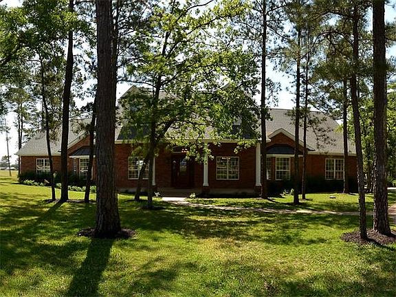 2nd image of 111 Pine Ct