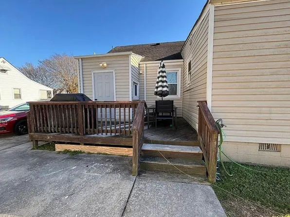 9315 Peachtree St, Norfolk, VA 23503