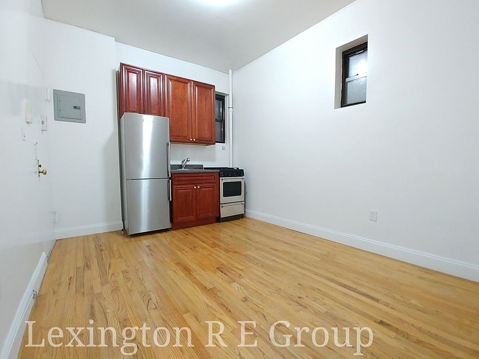 1st image of 315 W 54th St APT 5