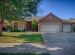 8813 NW 114th St, Oklahoma City, OK 73162
