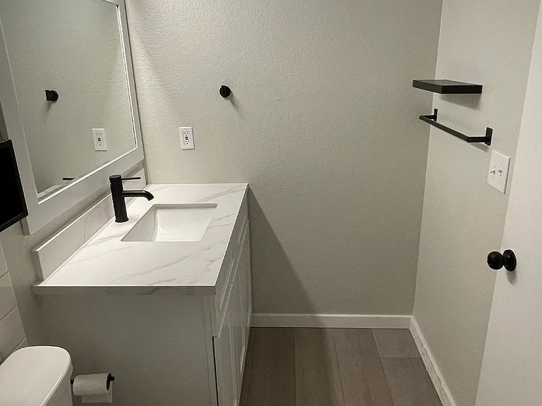 2693 W Ocotillo Rd — Photo 6