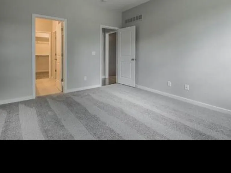 12908 W 93rd St — Photo 16