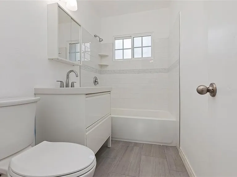 433 N Basque Ave — Photo 6