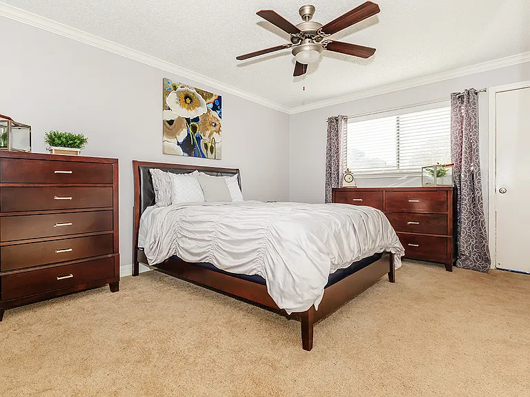 Villas At Braeburn — Photo 62