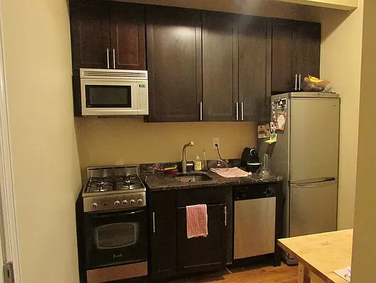 Rented by Living New York | media 7