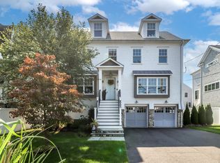 20 Longdean Rd, Fairfield, CT 06824