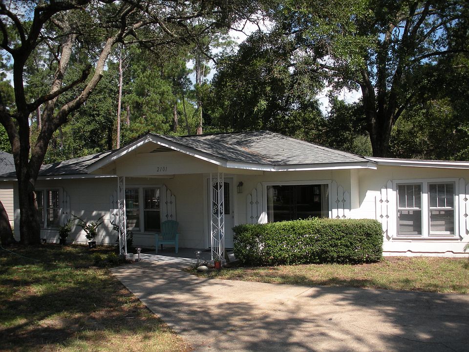 1st image of 2101 Bayshore Dr
