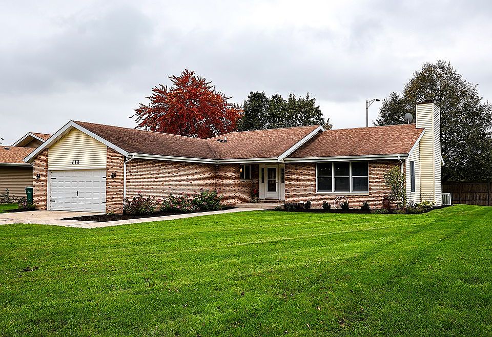 1st image of 713 Fairlane Dr