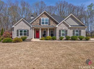 2166 E Princeton Dr, Bogart, GA 30622