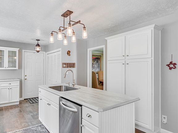 Stainless appliances