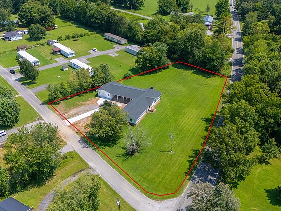 4th image of 1270 Gnat Hill Rd
