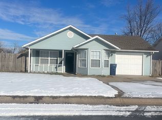 1631 Tanglewood Ln, Siloam Springs, AR 72761