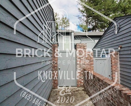 2nd image of 411 Bramblewood Ln #1