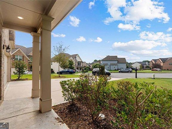 4th image of 7974 Granmore Ct