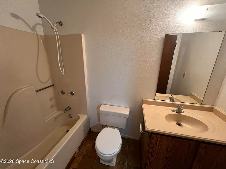4818 Overlook Dr NE #4 — Photo 7