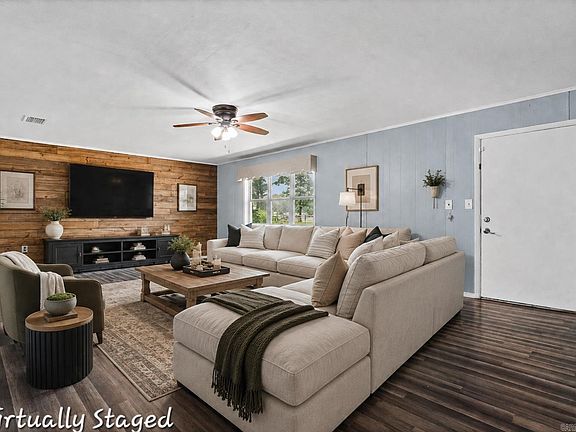 5th image of 2923 Graham Rd