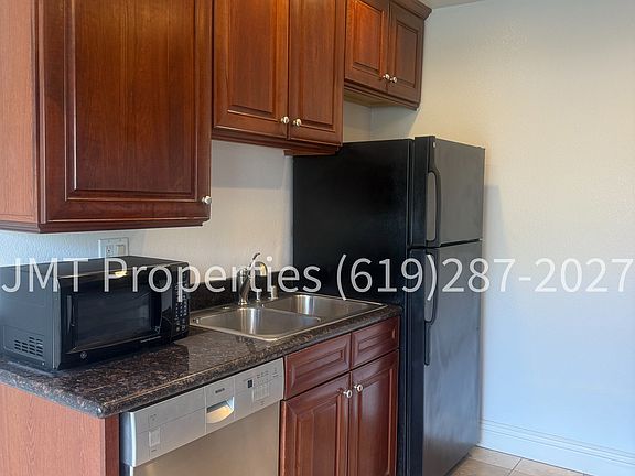 3rd image of 8430 Via Mallorca Unit 113