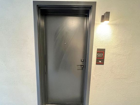 4th image of 3355 Overland Ave #507