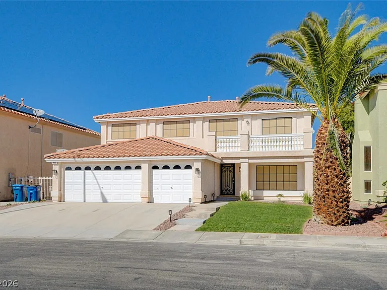 432 Staghorn Pass Ave — Photo 2