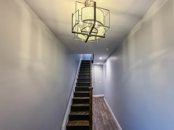 195 Hutton Street image 24 of 26