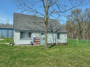 9925 Ortonville Rd, Clarkston, MI 48348