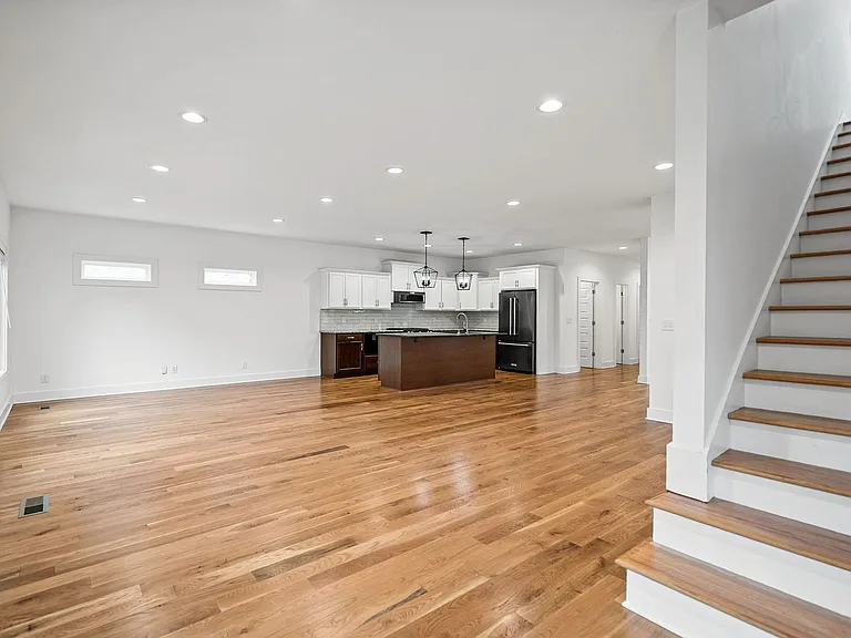 515 Wilcox St — Photo 8
