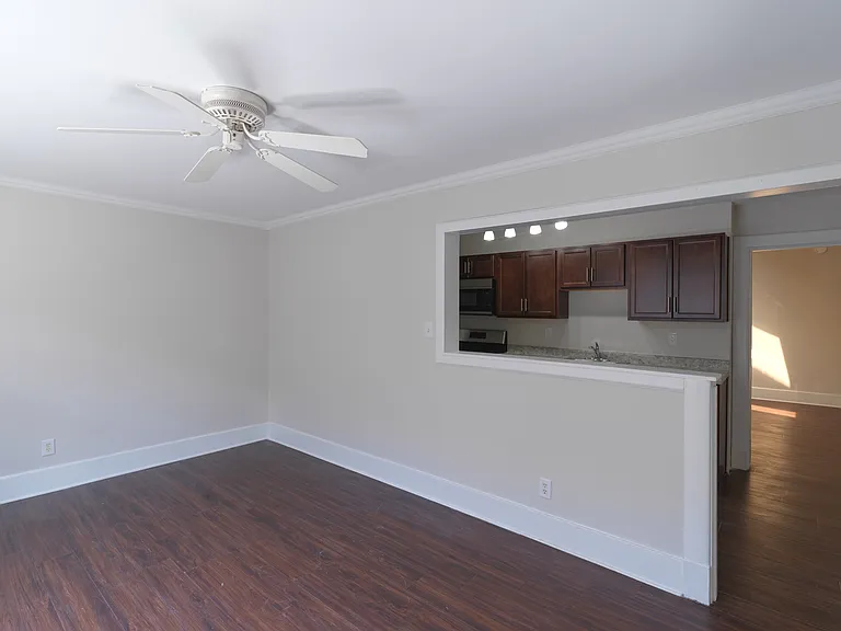 2216 Dundee Rd #6 — Photo 6