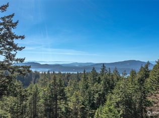 354 Helmsmens Way, Eastsound, WA 98245