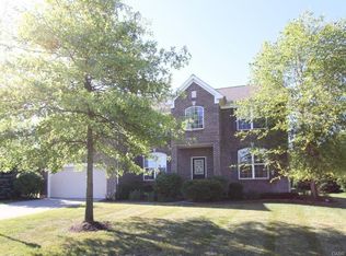 3851 S Ashleaf Ct, Dayton, OH 45440