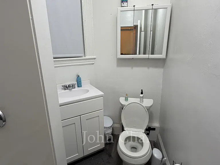 126 Englewood Ave #2 — Photo 39