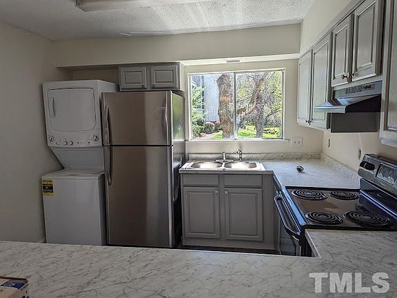4th image of 7106 Longstreet Dr