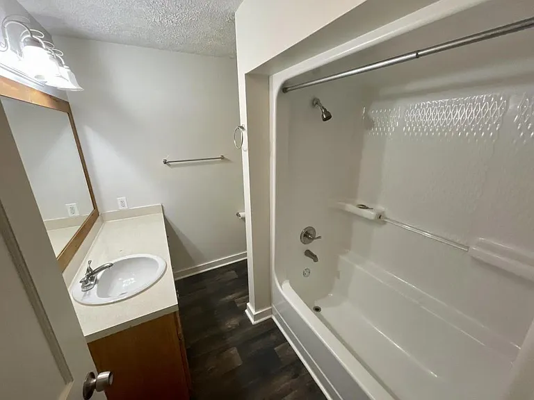 275 Wineson Dr — Photo 8
