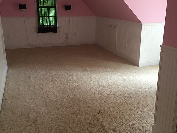Upstairs bedroom