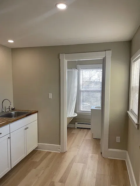 1 bed, 400 sqft, $1,575 — Photo 3